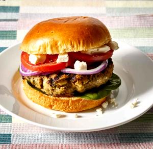 1 serving (146.5 g) 55 Plus Sandwich & Such - Turkey