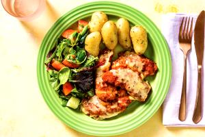 1 serving (14.8 oz) Chicken Parmigiana with Roasted Potatoes (1200)
