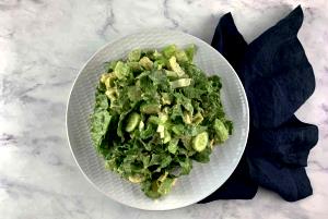 1 serving (157.3 g) Romaine Avocado Salad