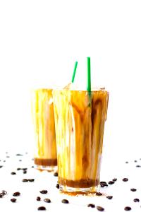 1 serving (16 oz) Caramel Macchiato with Coconut Milk