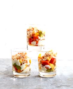 1 serving (16 oz) Tropical Fruit Parfait