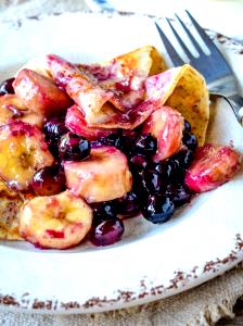 1 serving (162 g) Blueberry Crepe