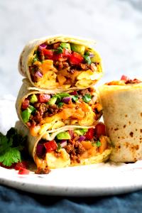 1 serving (17 oz) Bacon Avocado Burrito with Hash Browns