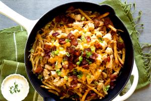 1 serving (175 g) Bacon Ranch Fries