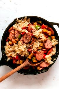 1 serving (18 oz) Farmhouse Sausage Skillet