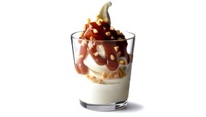 1 serving (182 g) Hot Caramel Sundae