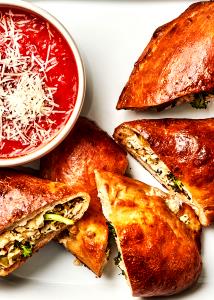 1 serving (186 g) Veggie Calzone (Large)
