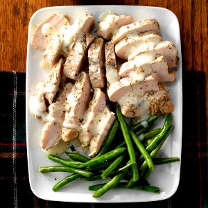 1 serving (18.8 oz) Roasted Turkey Breast in Dijon Cream Sauce (2000)