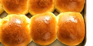 1 serving (2 oz) Dinner Rolls