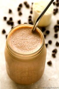 1 serving (20 oz) Chocolate Smoothie (Regular)