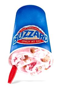 1 serving (202 g) Strawberry Cheesequake Blizzard (Mini)