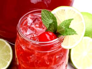 1 serving (22 oz) Cherry Limeade
