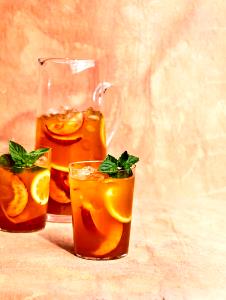 1 serving (22 oz) Peach Iced Tea (Medium)