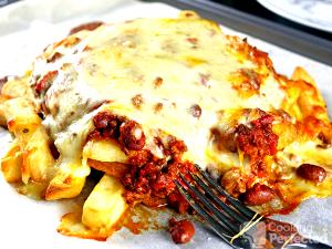 1 serving (220 g) Chili Cheese Fries
