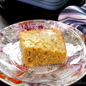 1 serving (2.3 oz) Cornbread