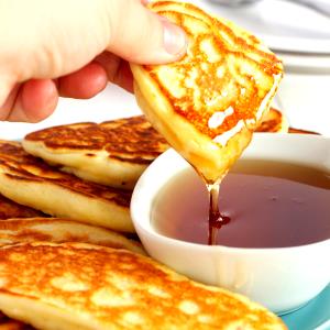 1 serving (233 g) Pancakes with Sausage