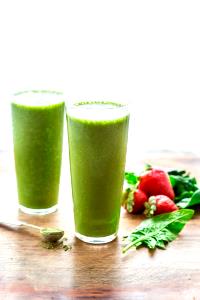 1 serving (24 oz) Green Tea Buzz Smoothie