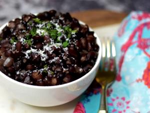 1 serving (241 g) Frijoles