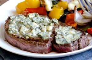1 serving (243 g) 7 oz Top Sirloin Blue Cheese