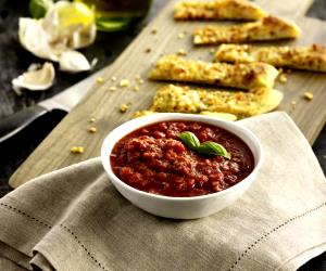1 serving (25 g) Zesty Marinara Dipping Sauce