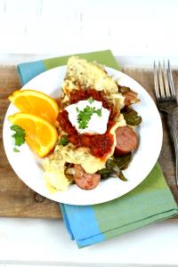1 serving (251 g) Western Omelet, Fajita Veggies, Sausage Links