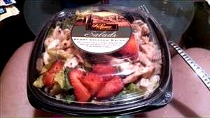 1 serving (262 g) Berry Chicken Salad (Regular)