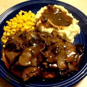 1 serving (272 g) Open-Faced Roast Beef