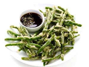 1 serving (277.8 g) Tempura Green Beans