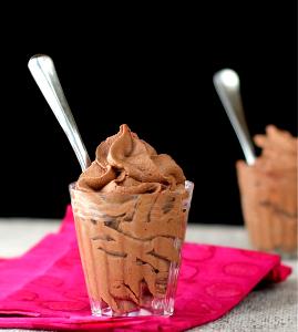 1 serving (28 g) TJ Icing