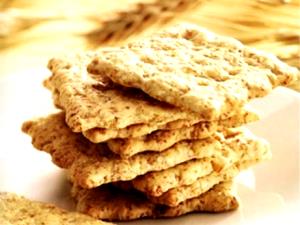 1 Serving (28.0 G) Crackers, whole wheat