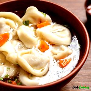 1 serving (285 g) Kreplach Soup