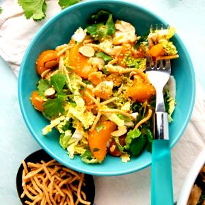 1 serving (286 g) Mandarin Chicken Salad