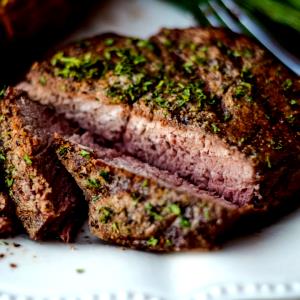 1 serving (298 g) Ninja Tenderloin (Medium)