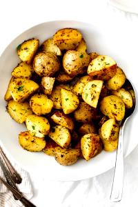 1 serving (31 g) Garlic New Potatoes