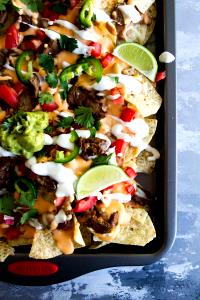 1 serving (320 g) 3-Cheese Nachos - Steak Supreme