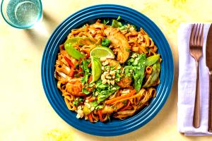1 serving (340 g) Pad Thai Salad with Chicken