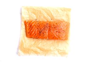 1 serving (340.3 g) Pear Salmon (Medium)