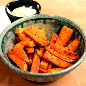 1 serving (3.6 oz) Sweet Potato Fries