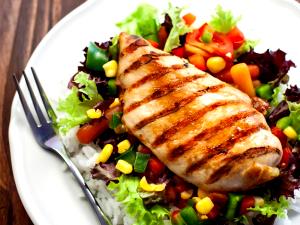 1 Serving (36.0 G) Chicken Back, cooked