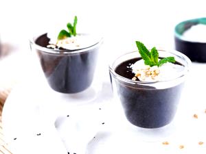 1 serving (38 g) Black Sesame Dessert