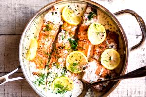1 serving (388 g) Creamy Lemon Dill Salmon