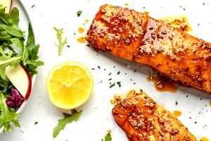 1 serving (4 oz) Atlantic Salmon Blackened