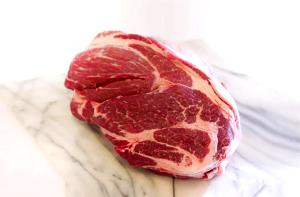 1 serving (4 oz) Boneless Pork Butts