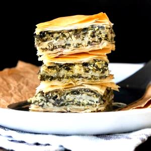 1 serving (4 oz) Vegan Spanakopita
