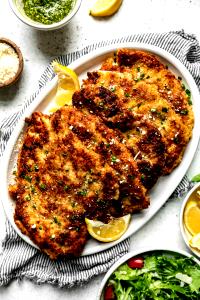 1 serving (408 g) Crispy Parmesan Chicken
