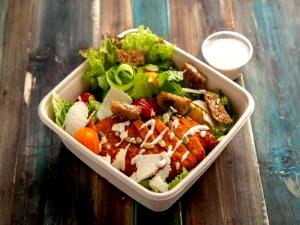 1 serving (458 g) Mighty Caesar Salad