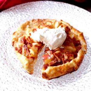 1 serving (4.73 oz) Apple Gallette