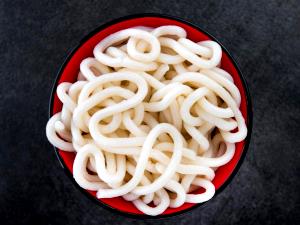 1 serving (484 g) Udon Noodle & Spicy Peanut Stir-Fry