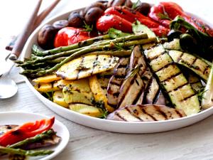 1 serving (5 oz) Grilled Vegetables & Onions