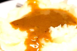 1 serving (5 oz) Moon Crater Mashed with Brown Gravy